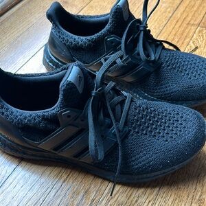 women’s Adidas Ultra Boost sneakers ULTRABOOST 5 DNA RUNNING